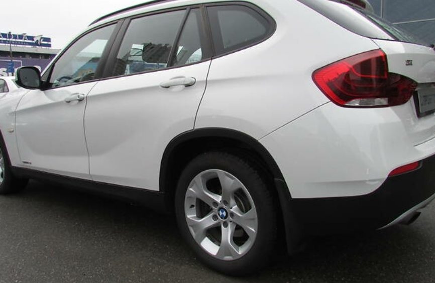 BMW X1 2011