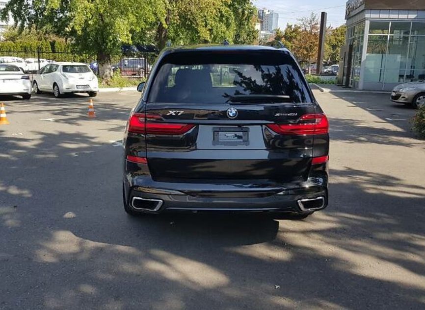 BMW X7 2019