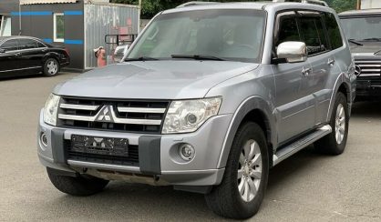 Mitsubishi Pajero Wagon 2011