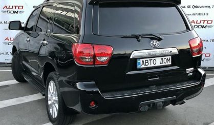 Toyota Sequoia 2014