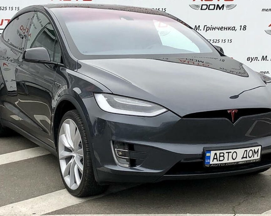 Tesla Model X 2016