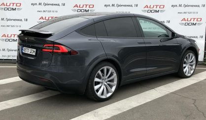 Tesla Model X 2016