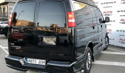 Chevrolet Express пасс. 2010