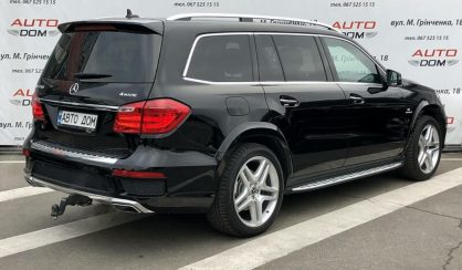 Mercedes-Benz GL 550 2013