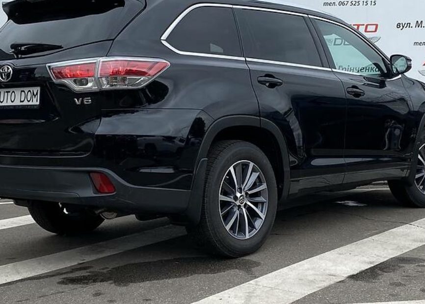 Toyota Highlander 2018