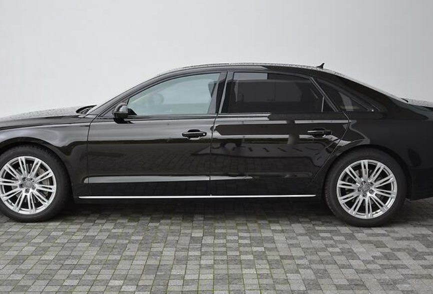 Audi A8 2013