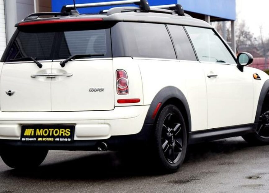 MINI Clubman 2012