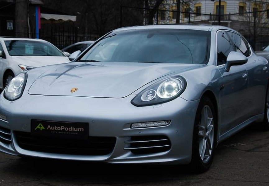 Porsche Panamera 2013