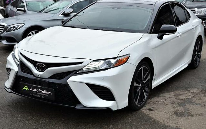 Toyota Camry 2018