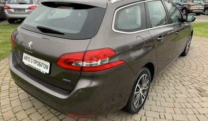 Peugeot 308 SW 2016