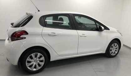 Peugeot 208 2016