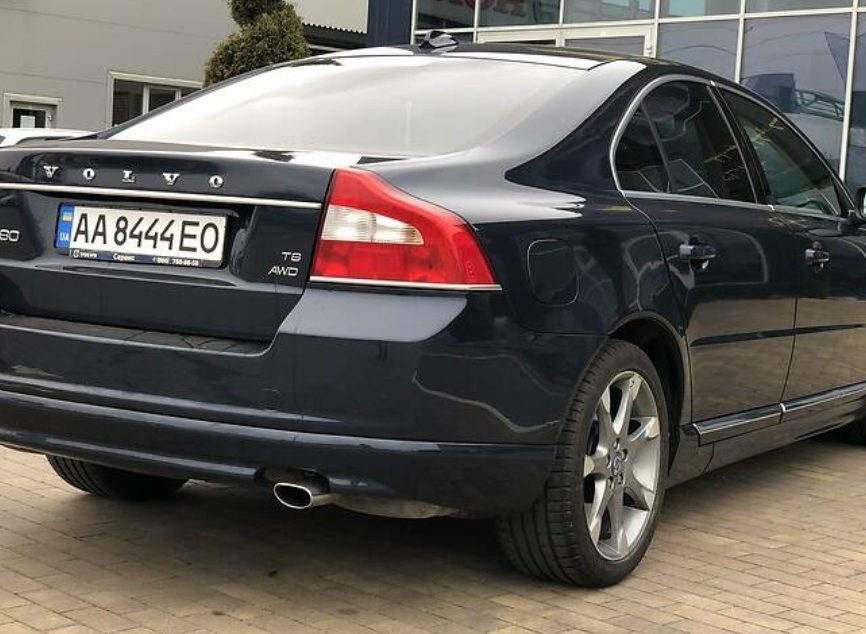 Volvo S80 2010