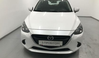 Mazda 2 2015