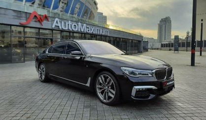 BMW 750 2016