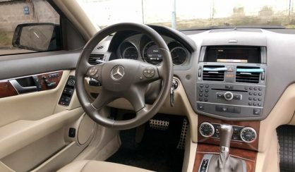 Mercedes-Benz C 300 2011