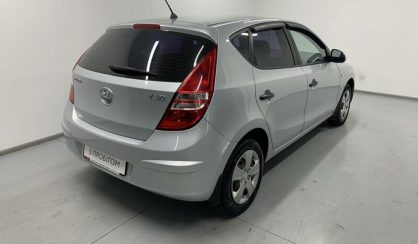 Hyundai i30 2010