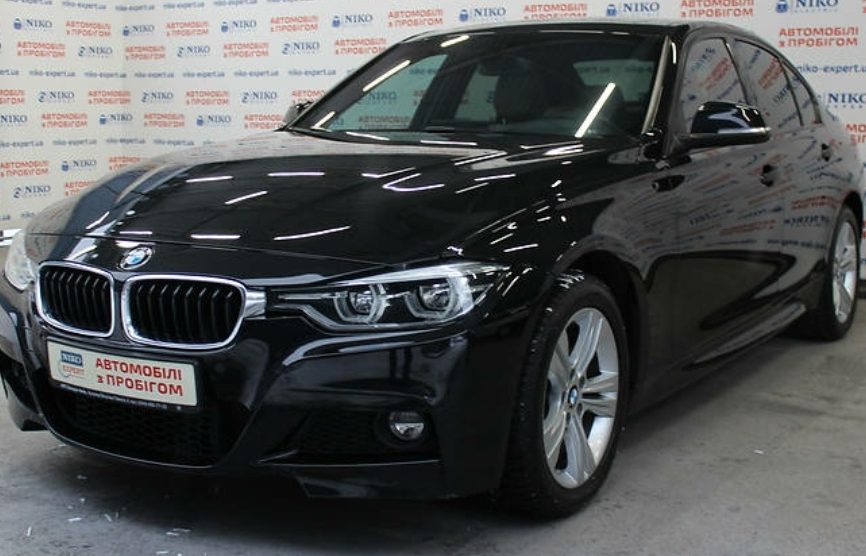 BMW 330 2017