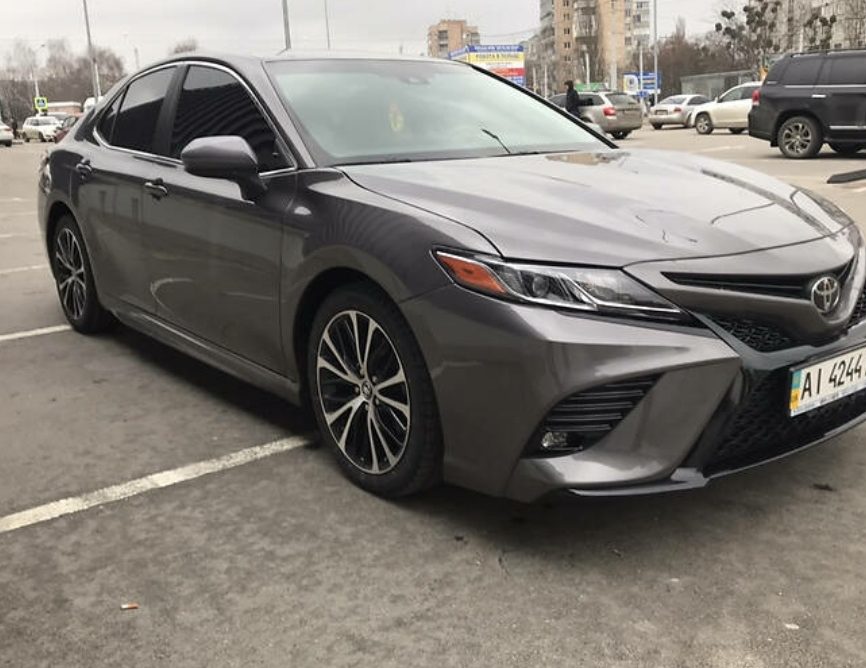 Toyota Camry 2018