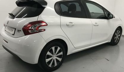 Peugeot 208 2020