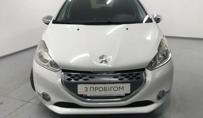 Peugeot 208 2020