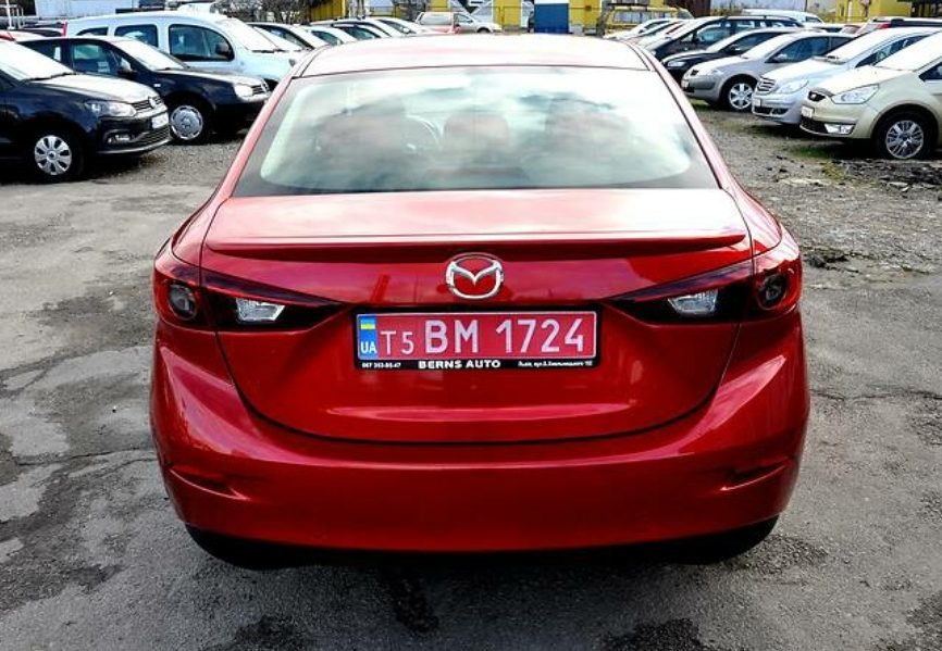 Mazda 3 2015