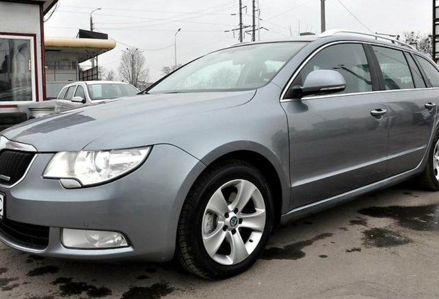 Skoda Superb 2012