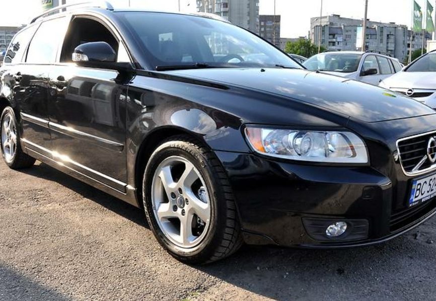 Volvo V50 2011