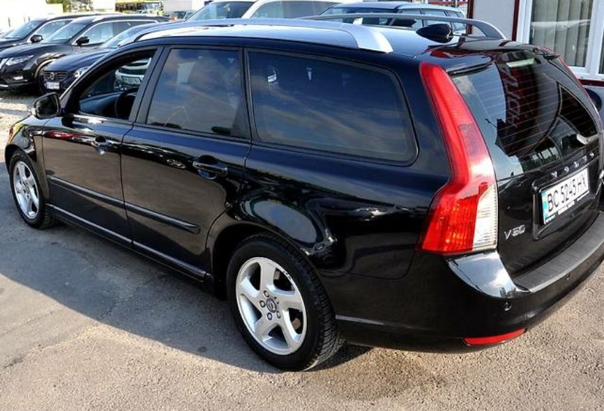 Volvo V50 2011