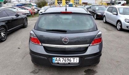 Opel Astra H 2012
