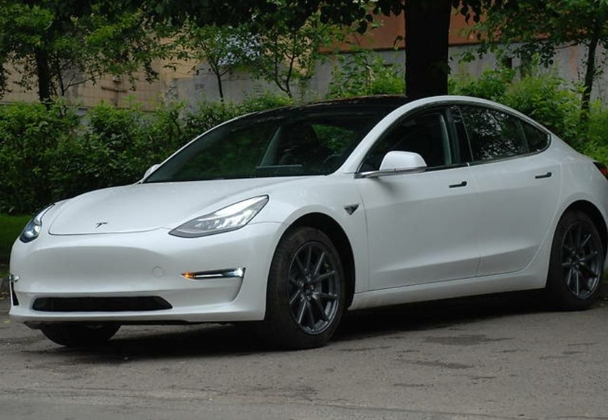 Tesla Model 3 2018