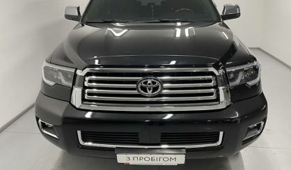 Toyota Sequoia 2015