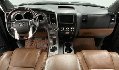 Toyota Sequoia 2015