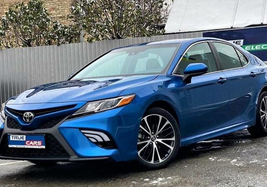 Toyota Camry 2017