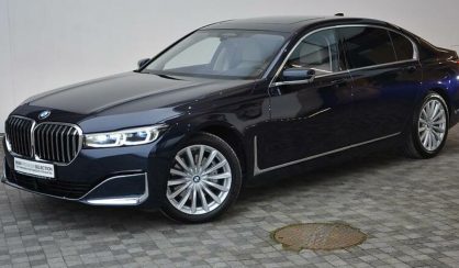 BMW 730 2019