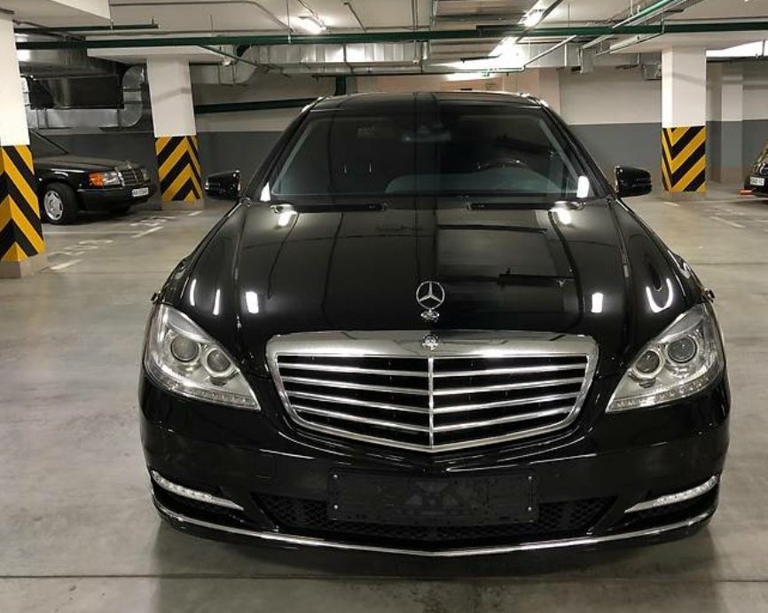 Mercedes-Benz S-Class 2010