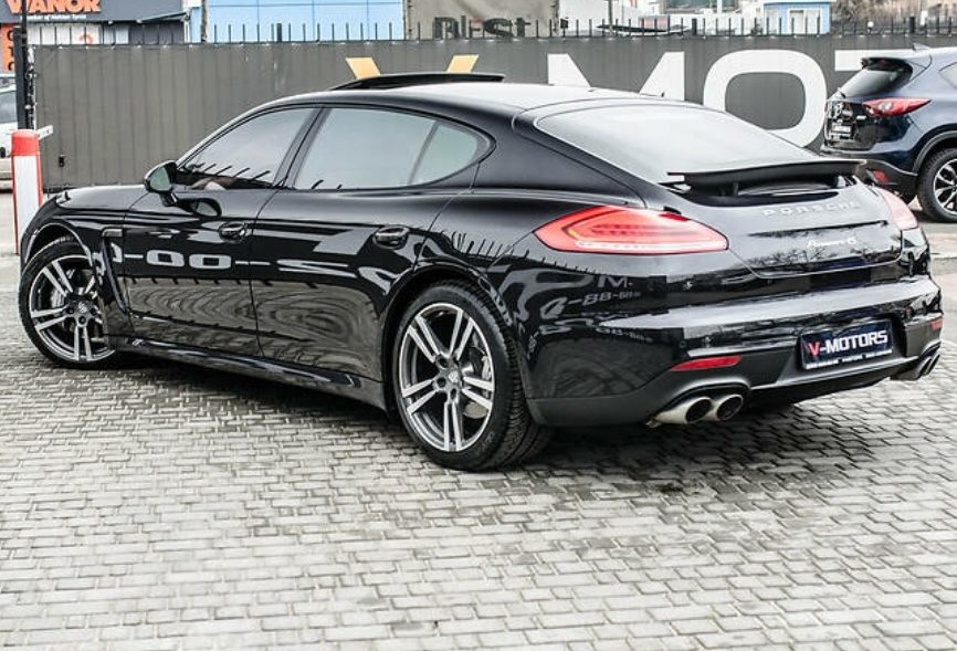 Porsche Panamera 2013