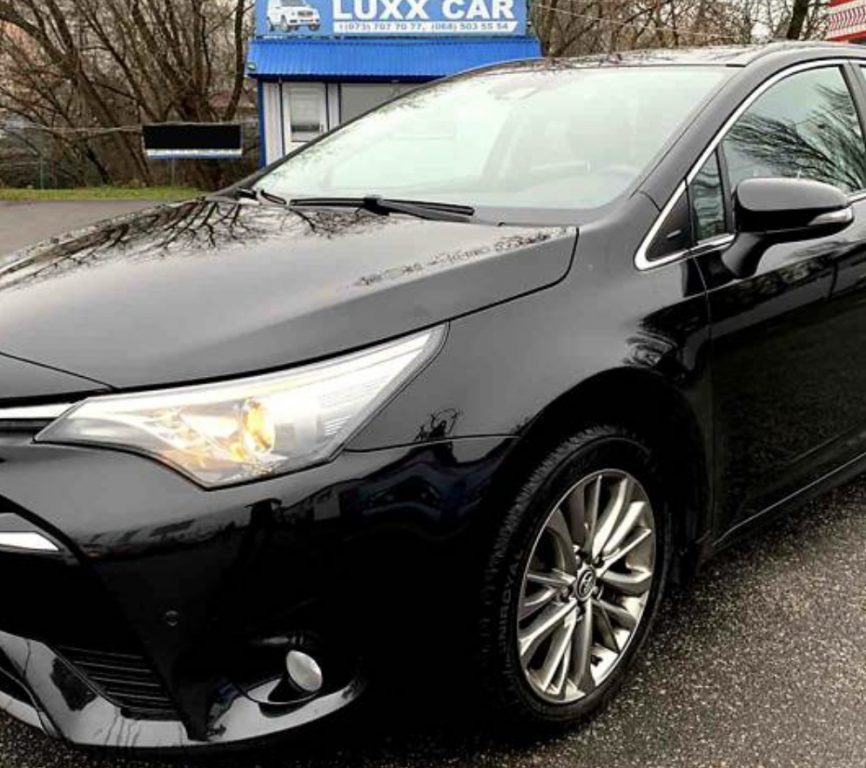 Toyota Avensis 2016