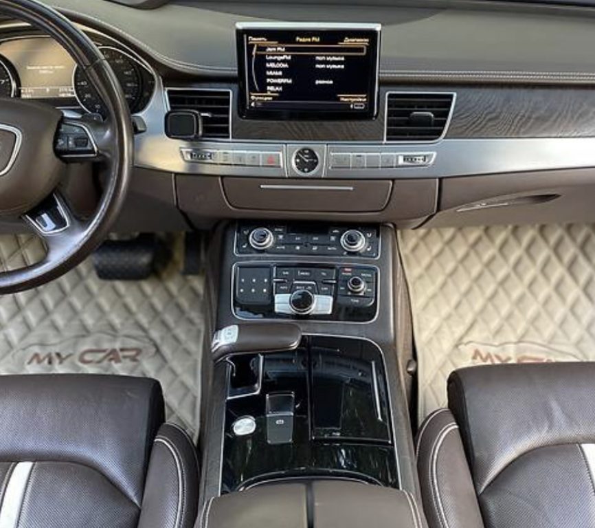 Audi A8 2014