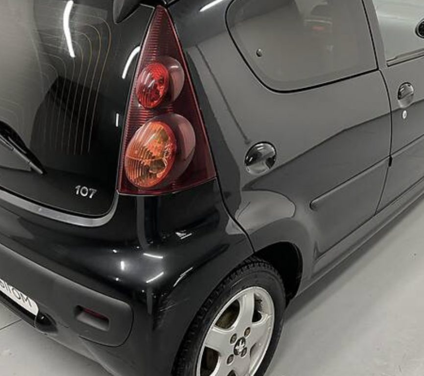 Peugeot 107 2012