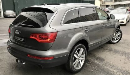 Audi Q7 2011