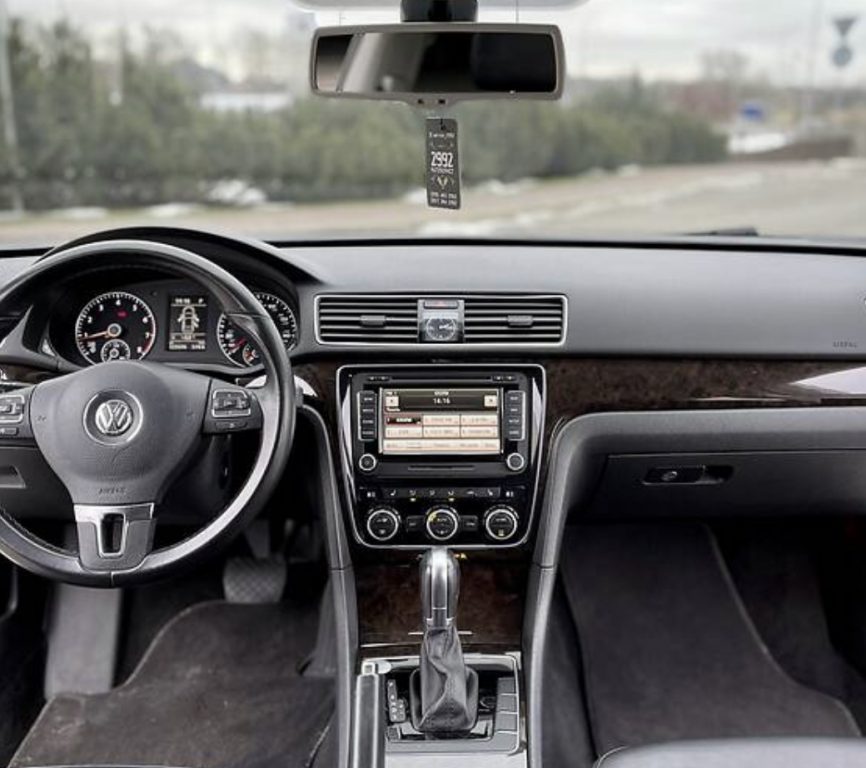 Volkswagen Passat B7 2013