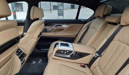 BMW 750 2019