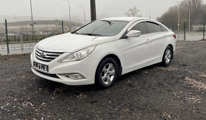 Hyundai Sonata 2012