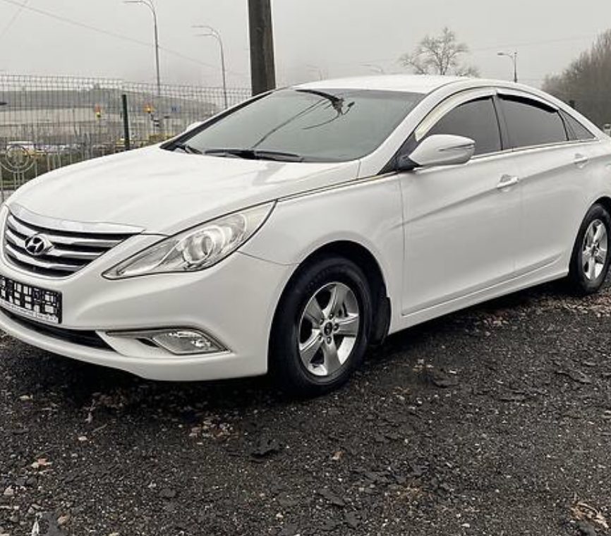 Hyundai Sonata 2012