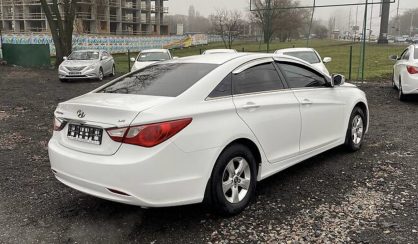 Hyundai Sonata 2012