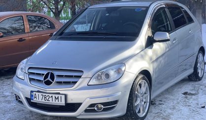 Mercedes-Benz B 180 2010