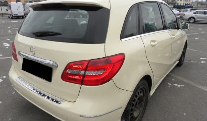 Mercedes-Benz B 180 2014