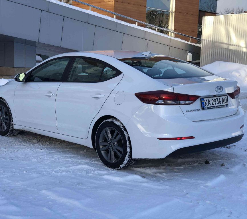 Hyundai Elantra 2016