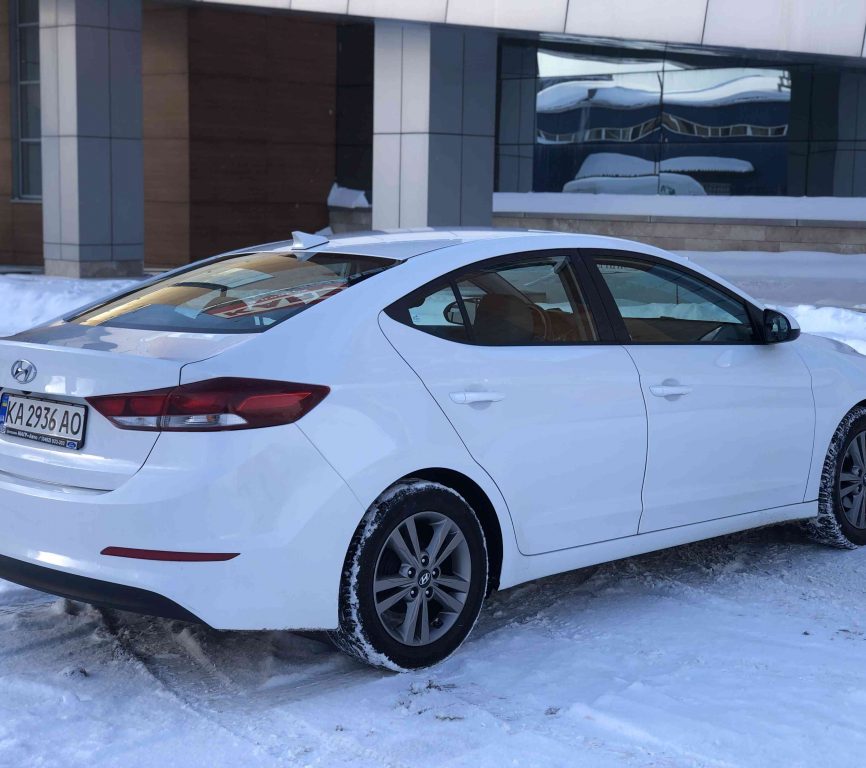 Hyundai Elantra 2016