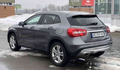 Mercedes-Benz GLA-Class 2015